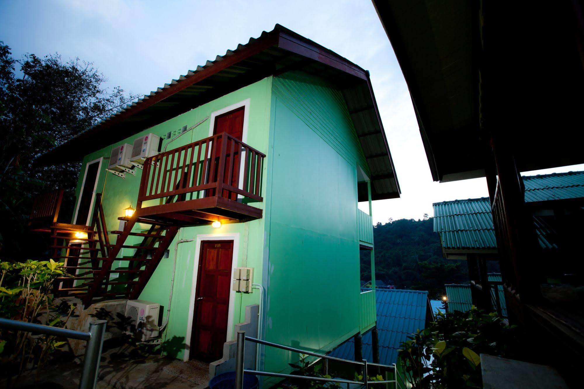Phi Phi Mountain View Resort Exterior foto